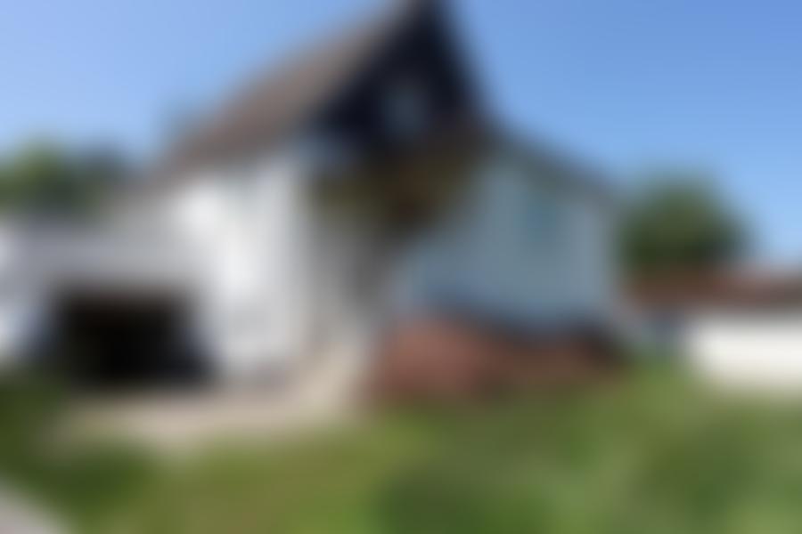 Öffentliche Bildvorschau: Einfamilienhaus mit Garagenanbau in Bleicherode