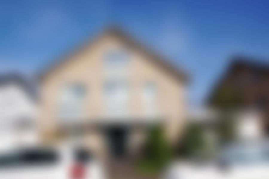 Öffentliche Bildvorschau: Garage, Einfamilienhaus, Einfamilienhausgrundstück mit zwei Einzelgaragen in Jüchen