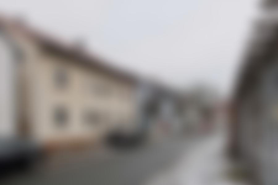 Öffentliche Bildvorschau: Zweifamilienhaus in Vohenstrauß