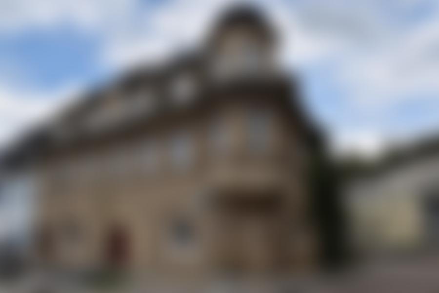 Öffentliche Bildvorschau: Mehrfamilienhaus in Glauchau