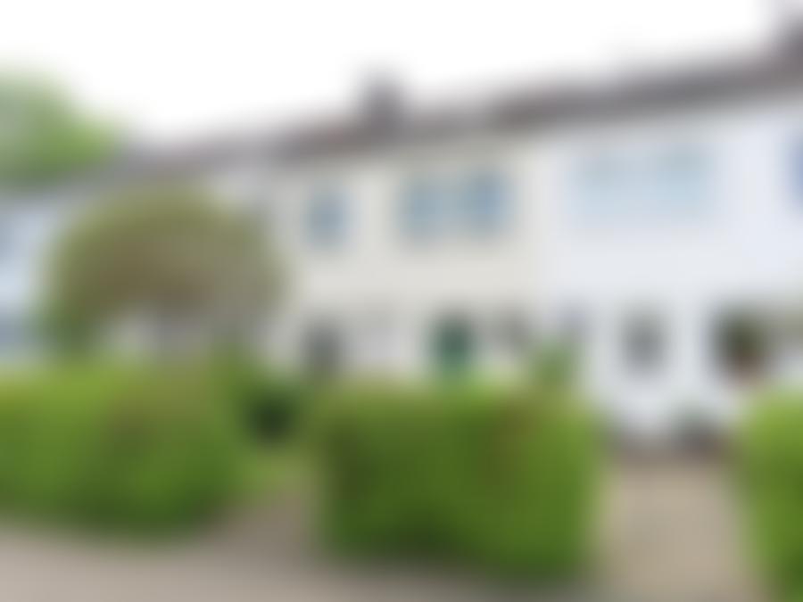 Öffentliche Bildvorschau: Einfamilienhaus als Reihenhaus mit separater Garage in Aachen